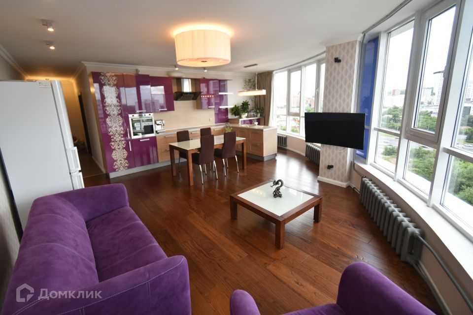 Сдаётся 2-комнатная квартира, 70 м²