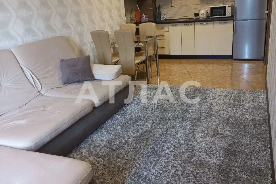 Продаётся 1-комнатная квартира, 44.1 м²