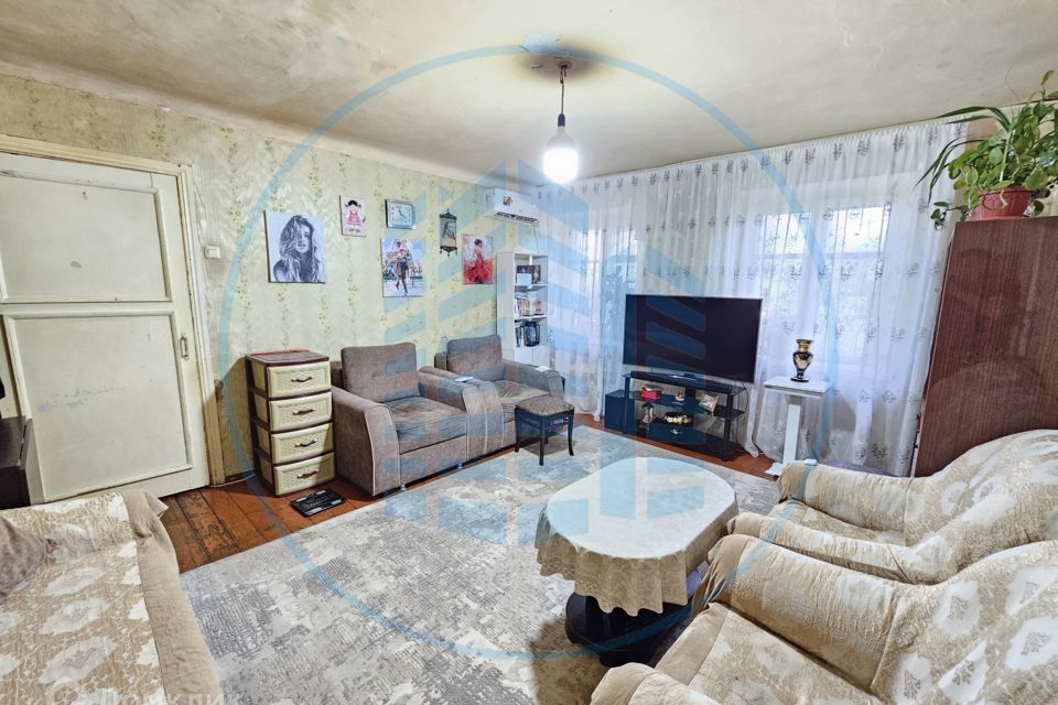 Продаётся 2-комнатная квартира, 42.8 м²
