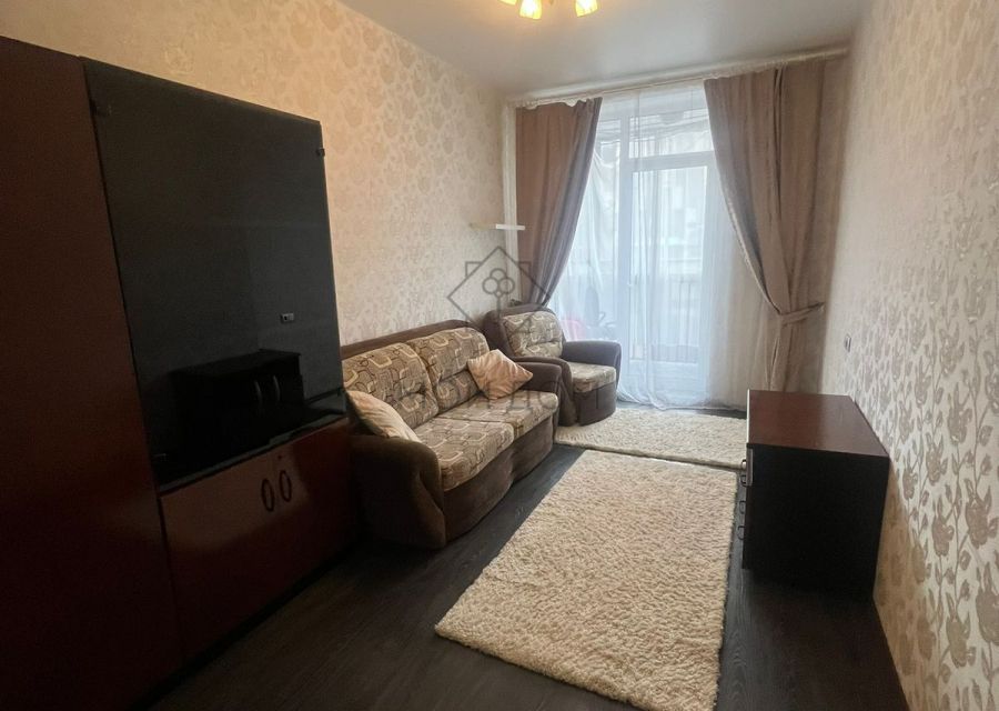 Сдаётся 2-комнатная квартира, 65 м²