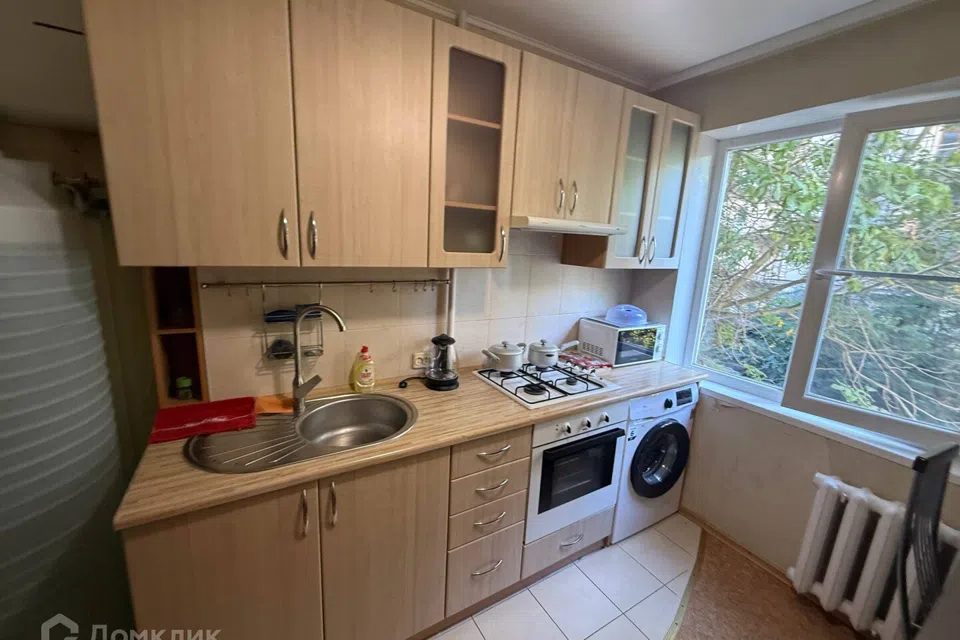 Сдаётся 2-комнатная квартира, 60 м²