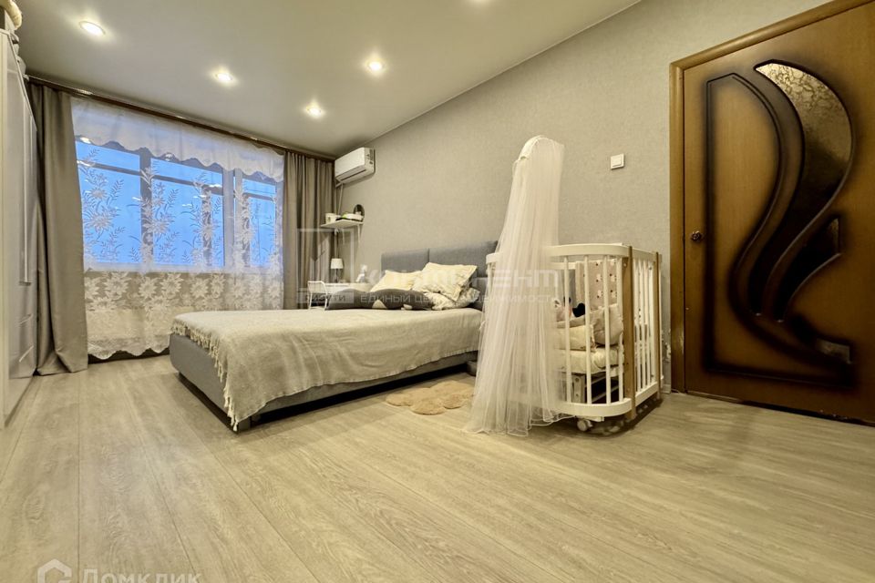 Продаётся 1-комнатная квартира, 38 м²
