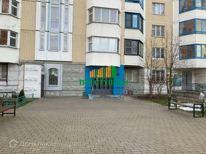 Продаётся 1-комнатная квартира, 37 м²