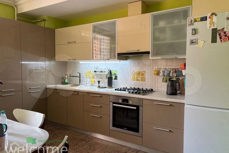 Продаётся 3-комнатная квартира, 115 м²