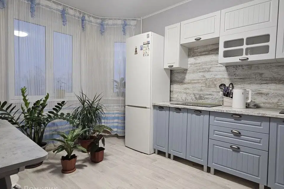 Продаётся 2-комнатная квартира, 56 м²