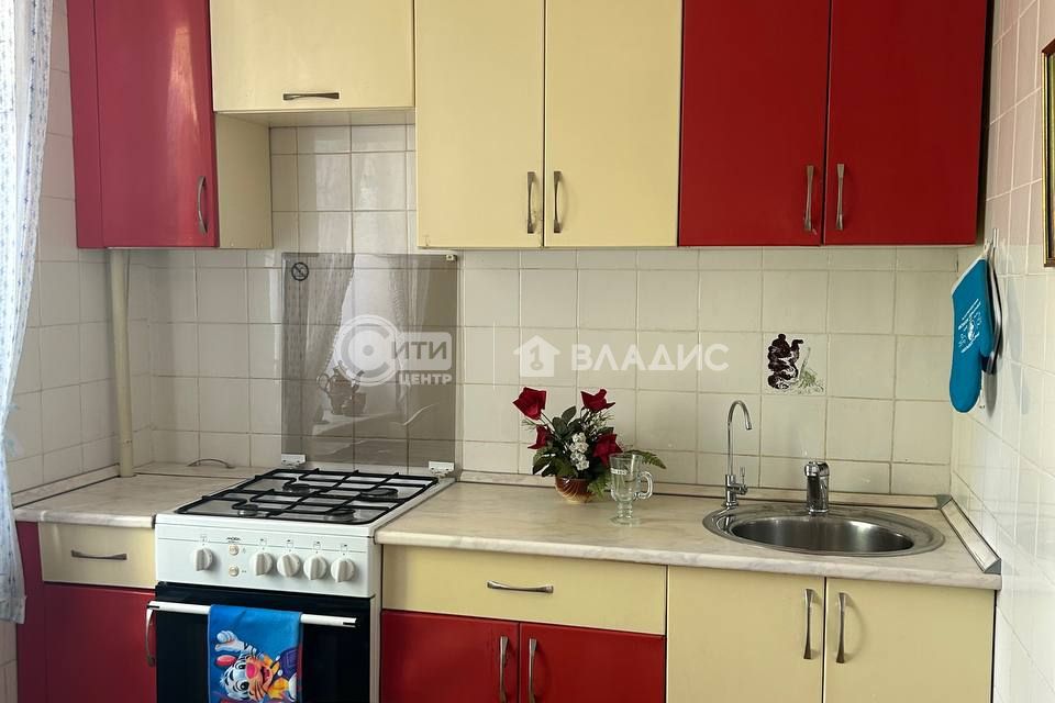 Продаётся 3-комнатная квартира, 55.4 м²