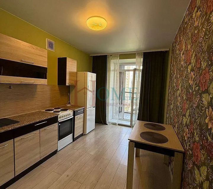 Сдаётся 1-комнатная квартира, 40 м²
