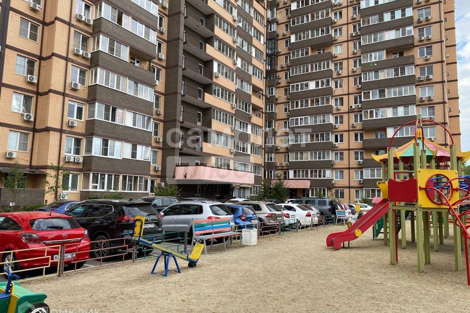 Продаётся 1-комнатная квартира, 39.5 м²