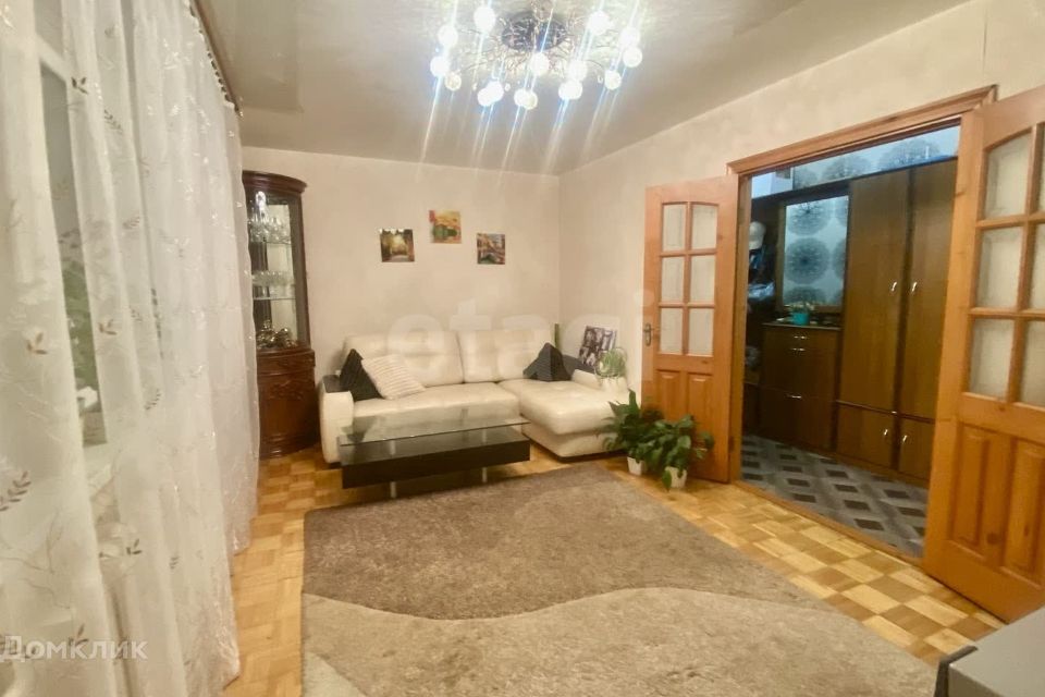 Продаётся 3-комнатная квартира, 62.3 м²