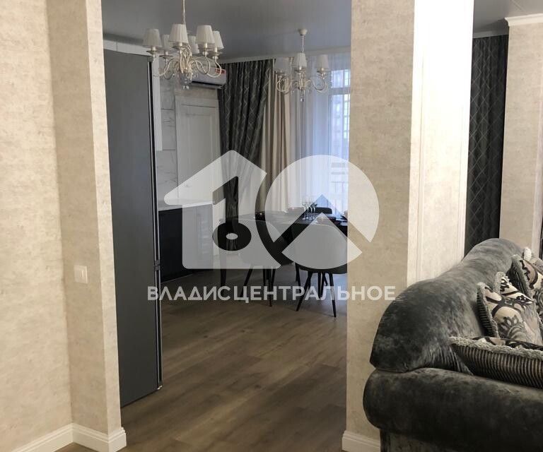 Сдаётся 2-комнатная квартира, 75 м²