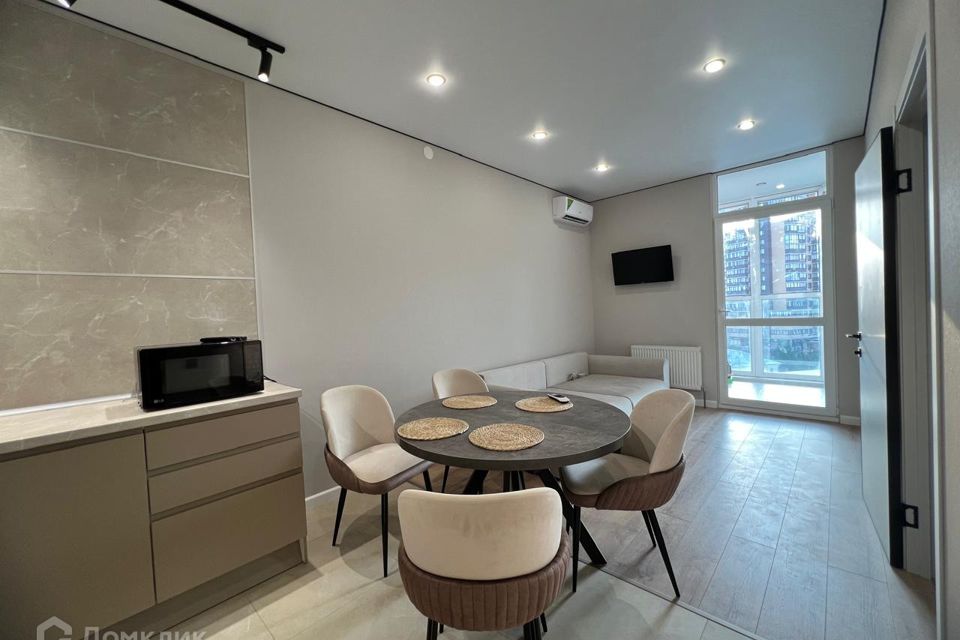 Сдаётся 2-комнатная квартира, 42 м²