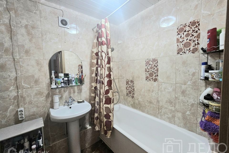 Сдаётся 2-комнатная квартира, 76 м²