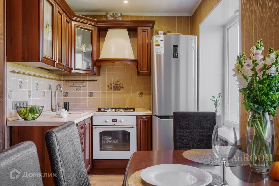 Продаётся 3-комнатная квартира, 56.1 м²