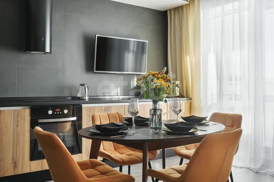 Продаётся 3-комнатная квартира, 90 м²