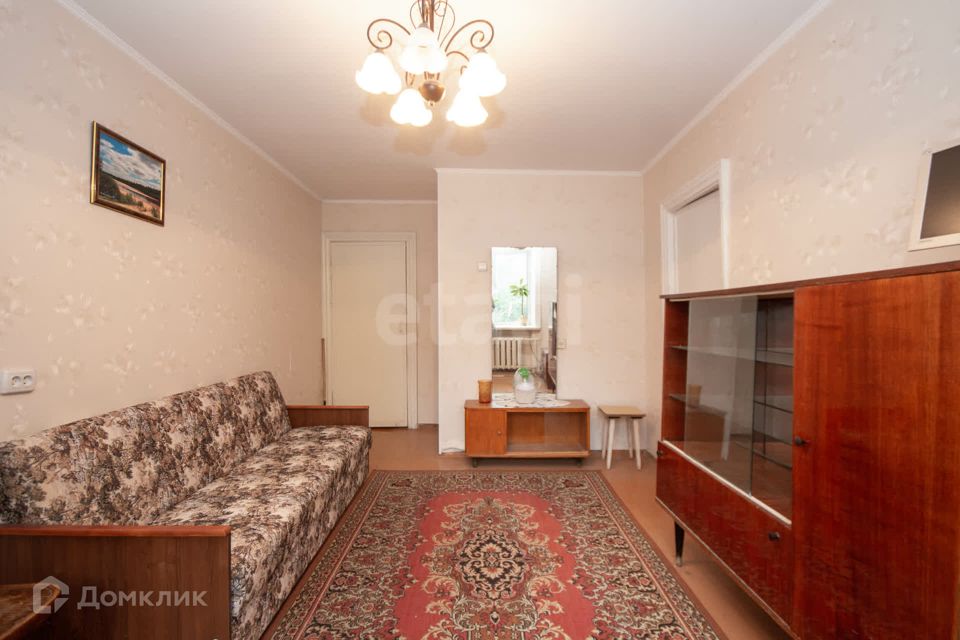 Продаётся 3-комнатная квартира, 52.7 м²