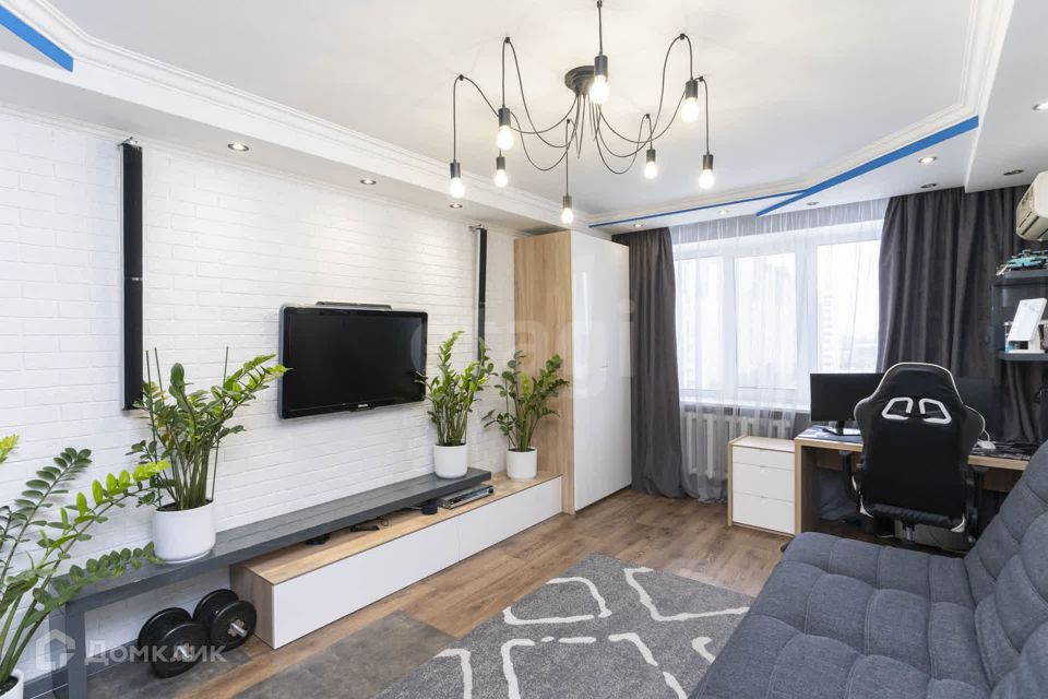 Продаётся 3-комнатная квартира, 90.3 м²