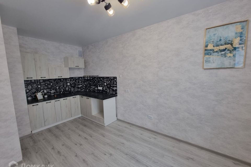 Продаётся 1-комнатная квартира, 38 м²