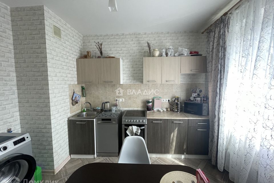 Продаётся 1-комнатная квартира, 40.7 м²
