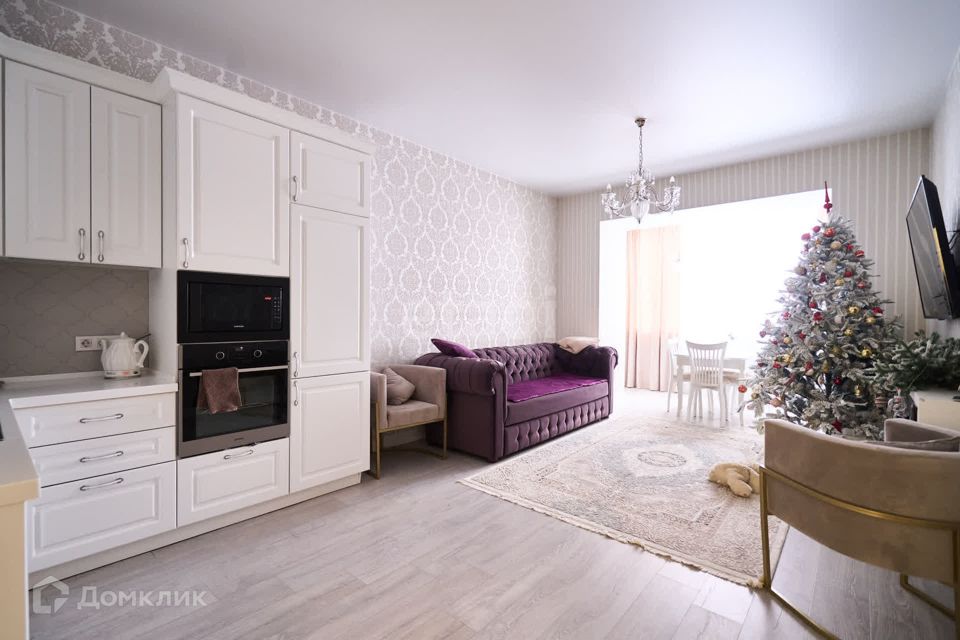 Продаётся 4-комнатная квартира, 134.2 м²