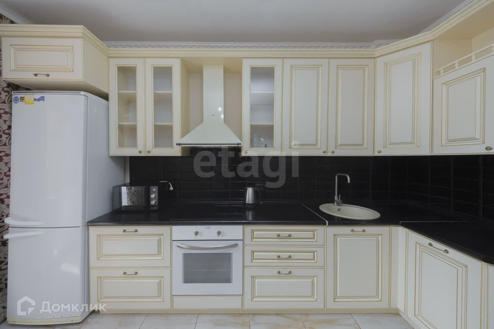 Продаётся 1-комнатная квартира, 40.6 м²