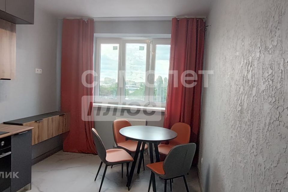 Продаётся 1-комнатная квартира, 38.2 м²