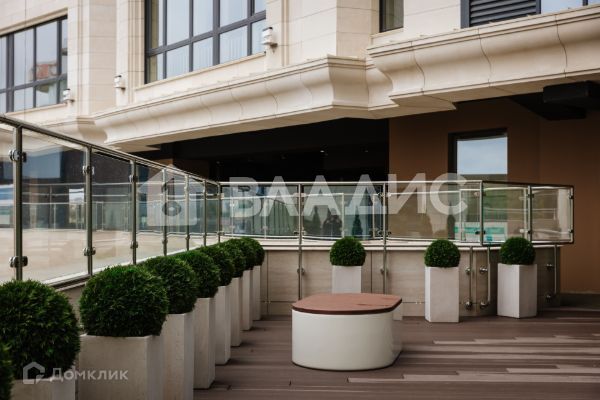 Продаётся 1-комнатная квартира, 56.2 м²