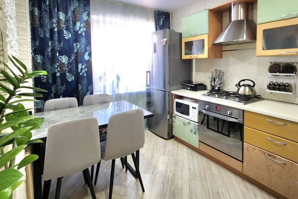 Продаётся 3-комнатная квартира, 58 м²