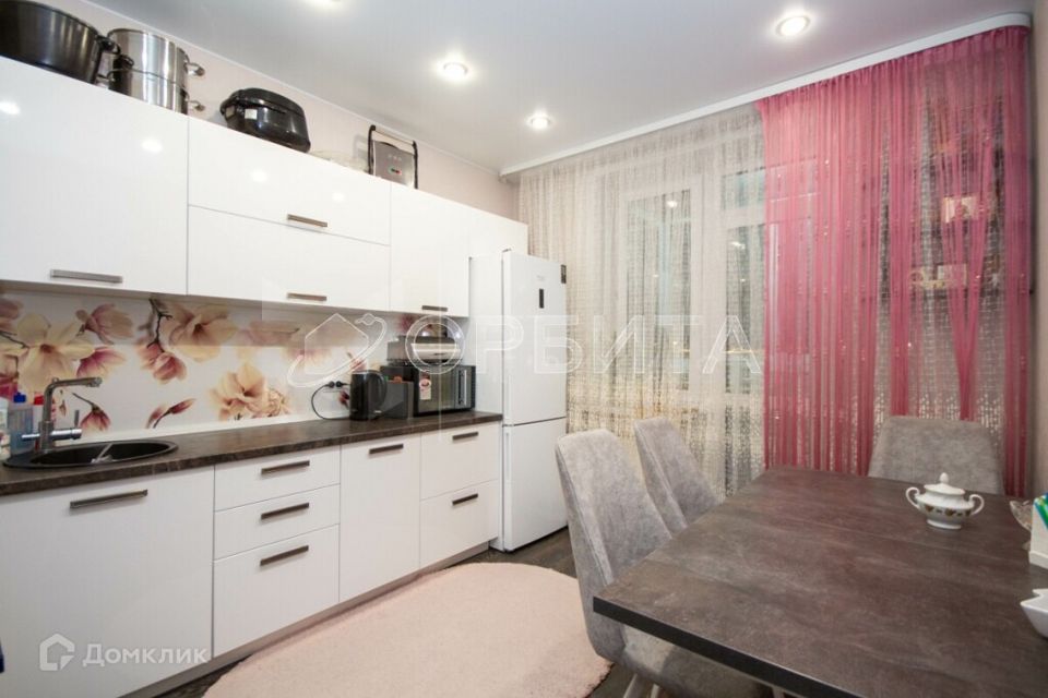 Продаётся 2-комнатная квартира, 54.3 м²