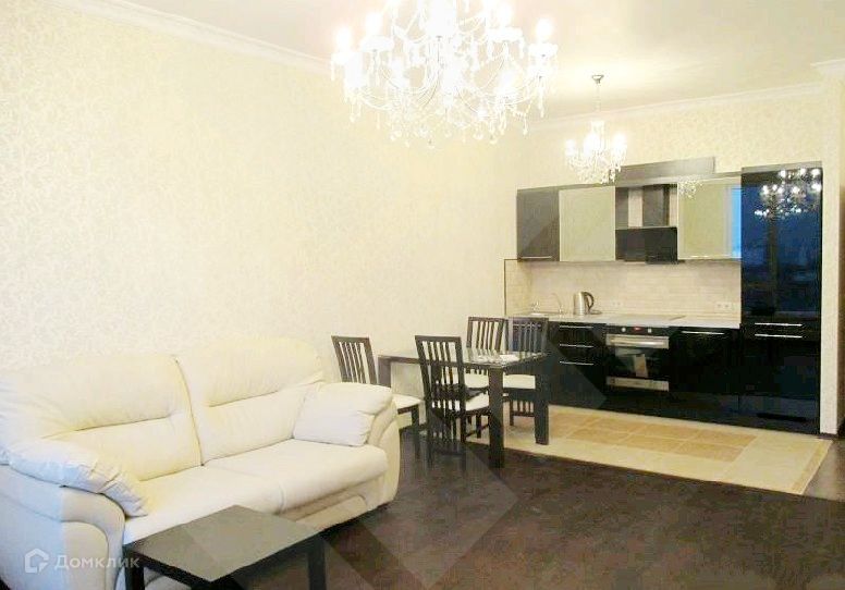 Сдаётся 2-комнатная квартира, 65 м²