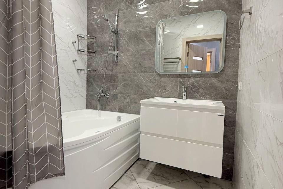 Продаётся 4-комнатная квартира, 91.6 м²