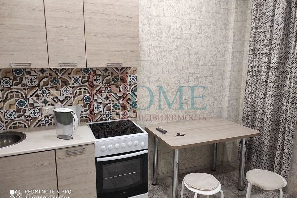 Сдаётся 1-комнатная квартира, 38 м²