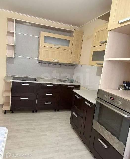 Сдаётся 2-комнатная квартира, 70 м²