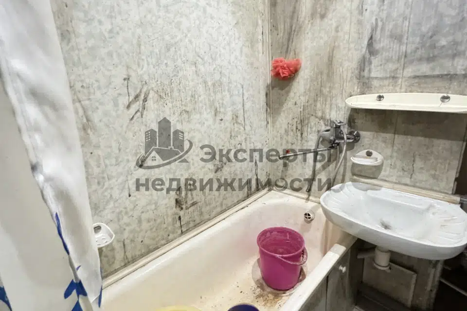 Продаётся 1-комнатная квартира, 39.8 м²