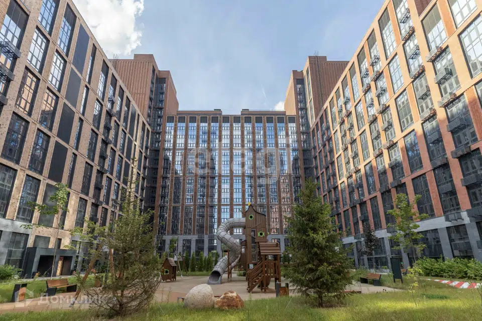 Продаётся 1-комнатная квартира, 53 м²