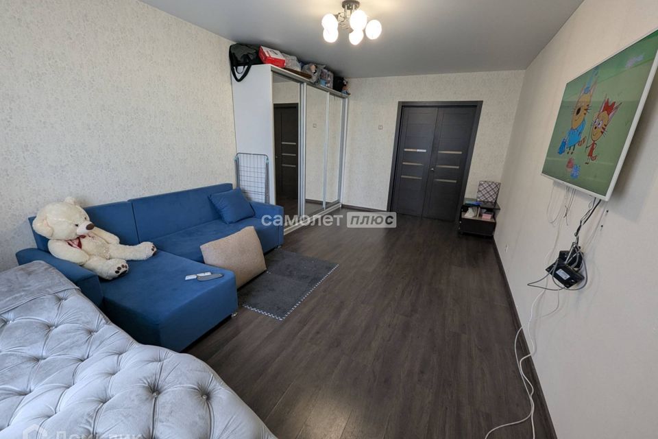 Продаётся 2-комнатная квартира, 65 м²