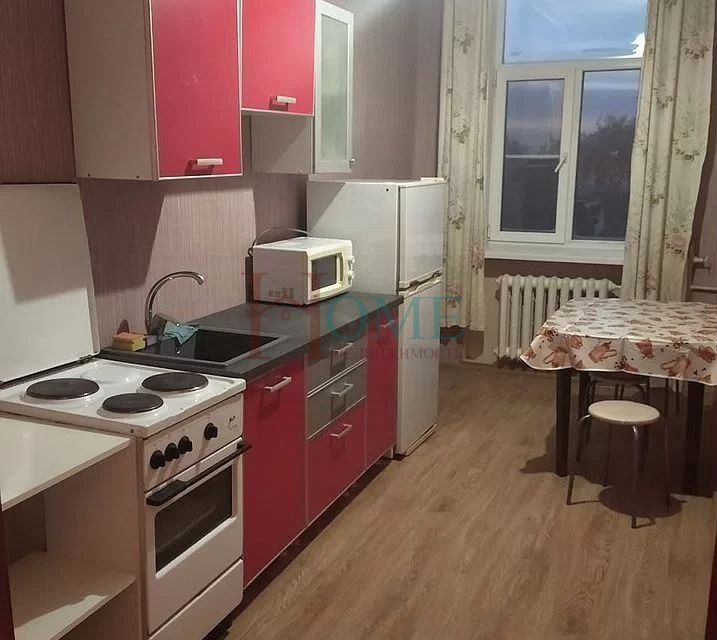 Сдаётся 2-комнатная квартира, 54 м²