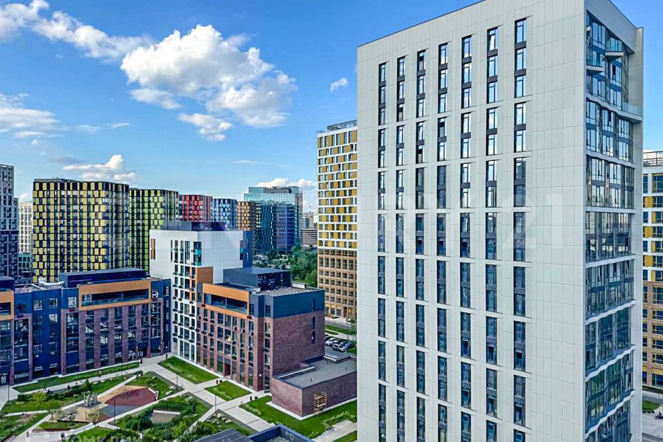 Продаётся 1-комнатная квартира, 56.8 м²