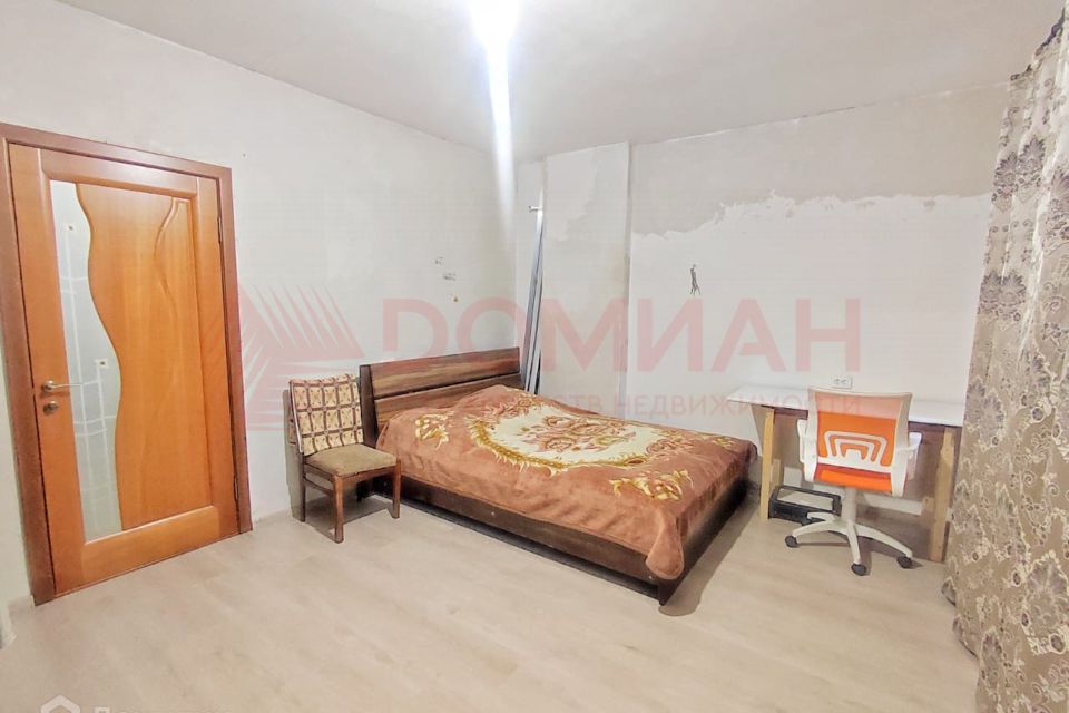 Продаётся 3-комнатная квартира, 102 м²