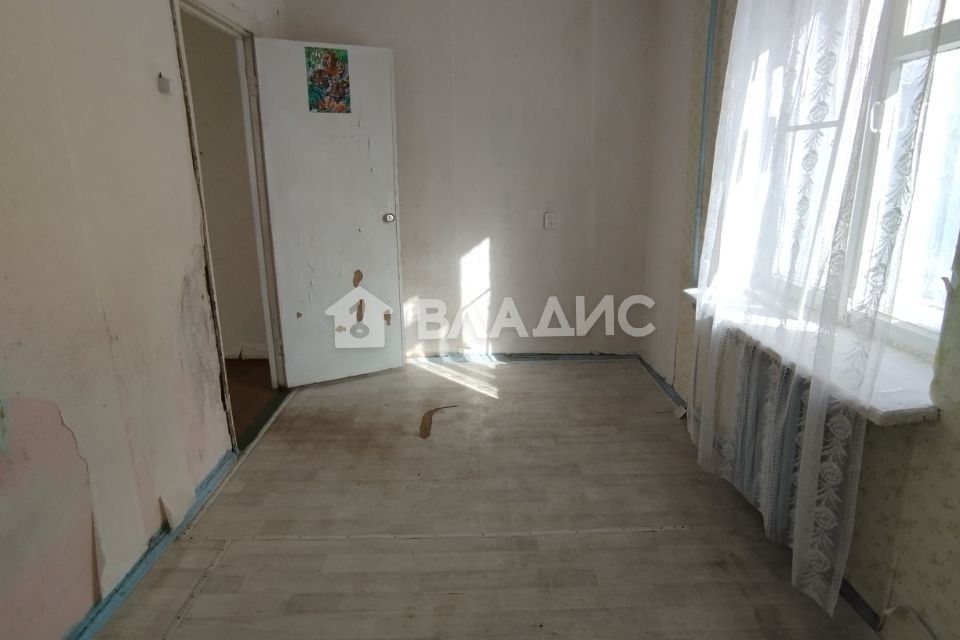 Продаётся 3-комнатная квартира, 52.8 м²