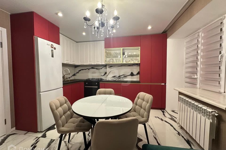 Продаётся 1-комнатная квартира, 48.3 м²