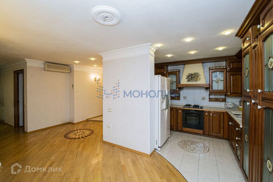 Продаётся 5-комнатная квартира, 147 м²