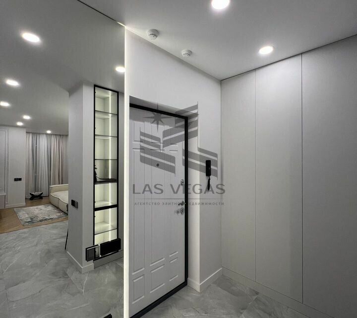 Сдаётся 2-комнатная квартира, 68 м²