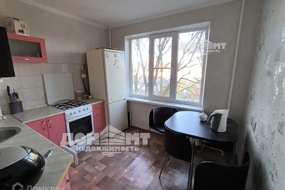 Продаётся 3-комнатная квартира, 63.4 м²