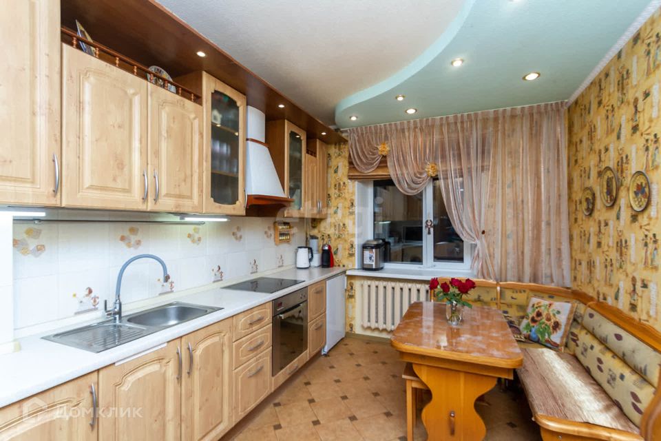 Продаётся 4-комнатная квартира, 86.8 м²