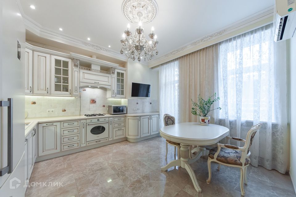 Продаётся 2-комнатная квартира, 72 м²