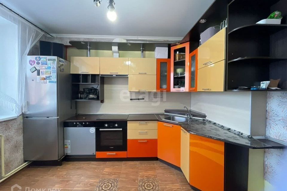 Продаётся 2-комнатная квартира, 61 м²