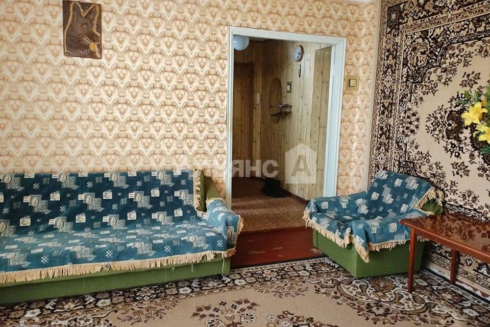 Продаётся 3-комнатная квартира, 61.5 м²