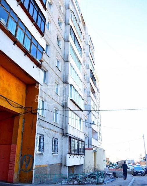 Продаётся 5-комнатная квартира, 132 м²