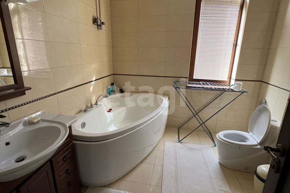 Сдаётся студия, 52 м²