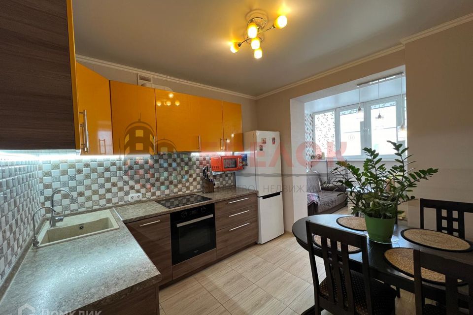 Продаётся 3-комнатная квартира, 65 м²